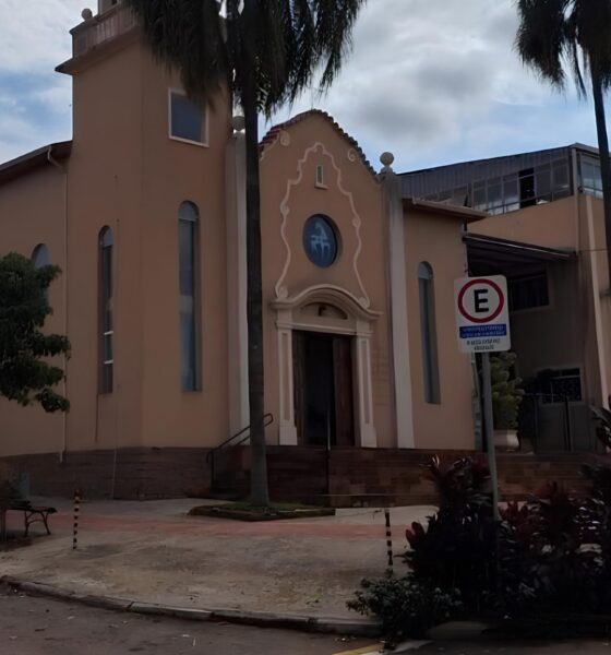 O Peso do Sil ncio O Caso do Padre de S o Carlos e a Den ncia que Abalou uma Comunidade