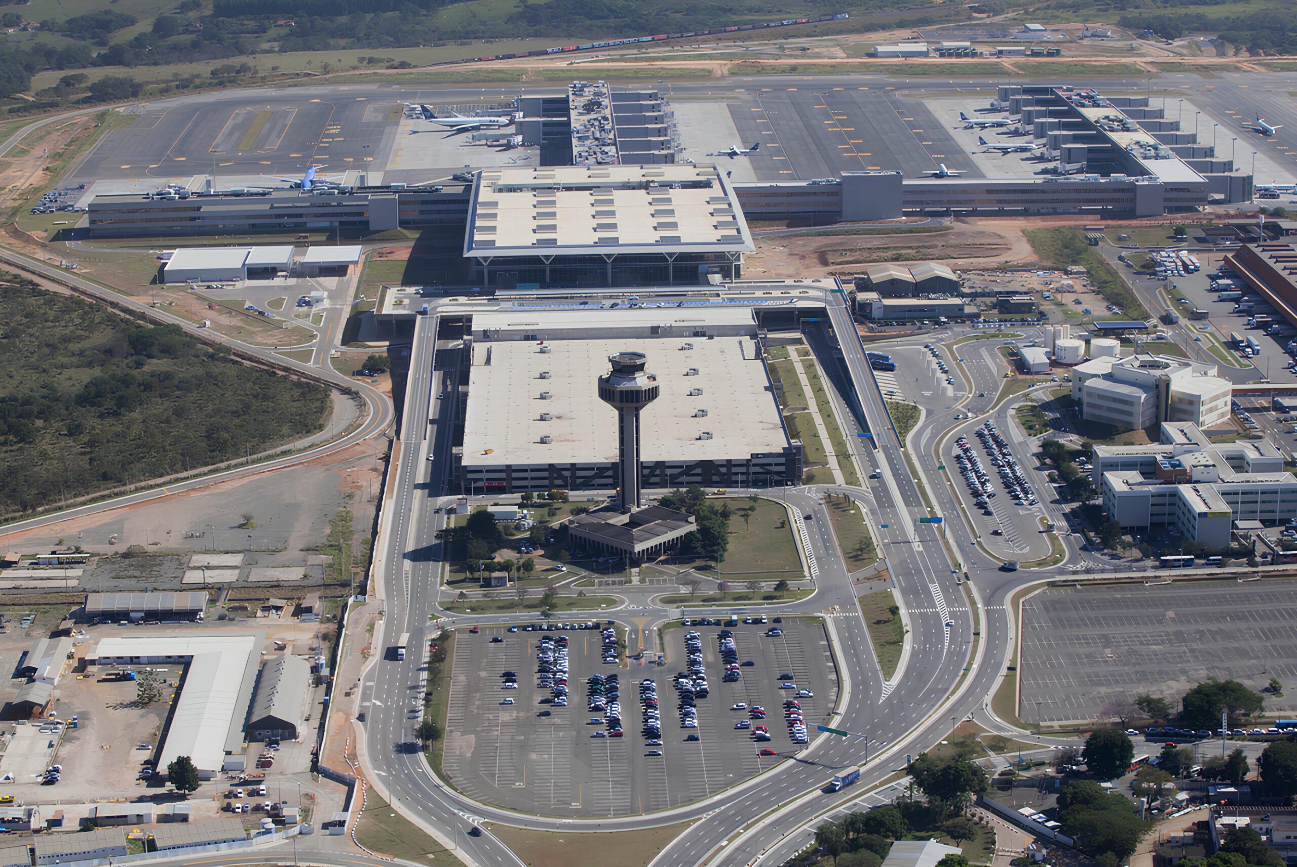 A Tr gica Manh em Viracopos Quando a Pista de um Aeroporto se Torna Palco de uma Fatalidade scaled