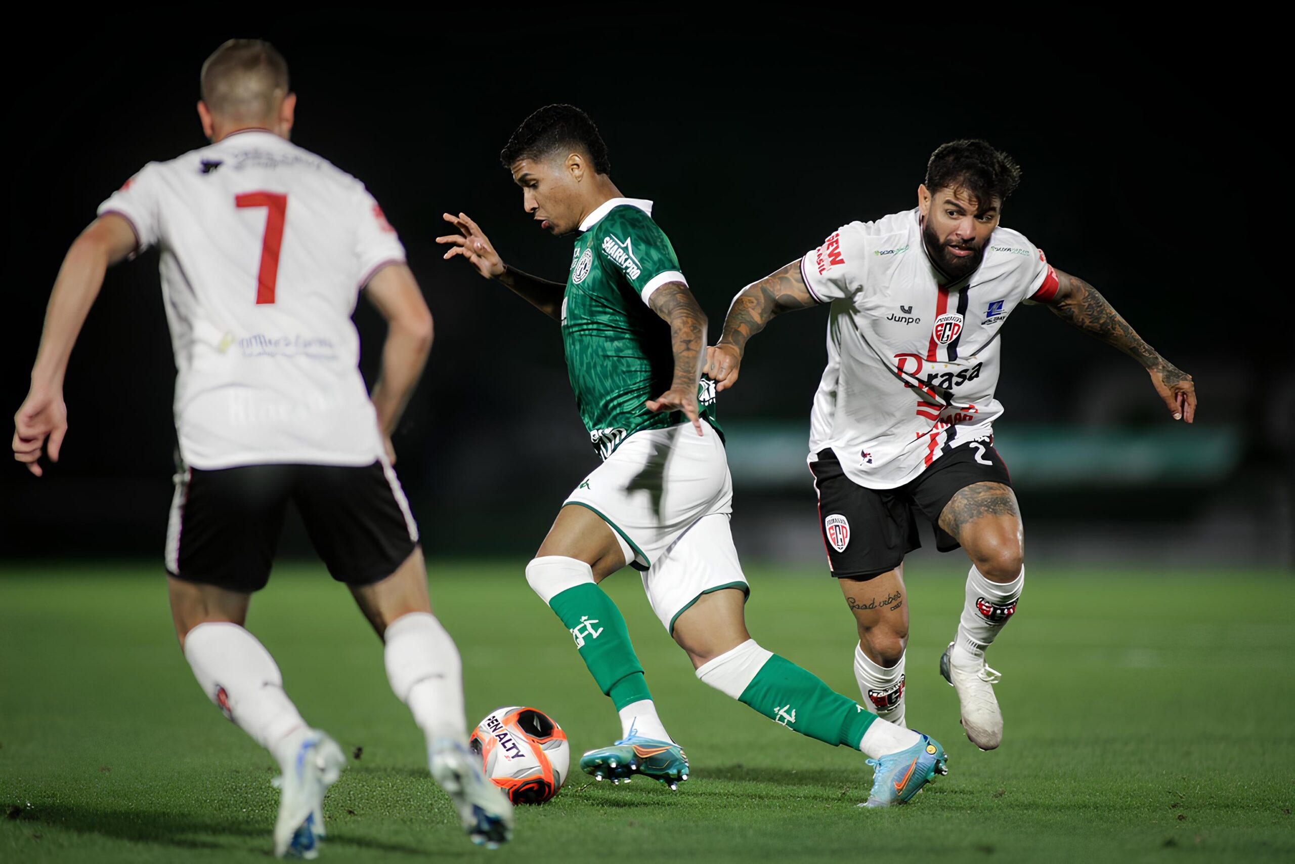 No Coração do Brinco de Ouro, o Fantasma Dança e Deixa o Bugre às Escuras: Uma Noite para Ser Esquecida na Copa Paulista 8 No Cora o do Brinco de Ouro o Fantasma Dan a e Deixa o Bugre s Escuras Uma Noite para Ser Esquecida na Copa Paulista scaled