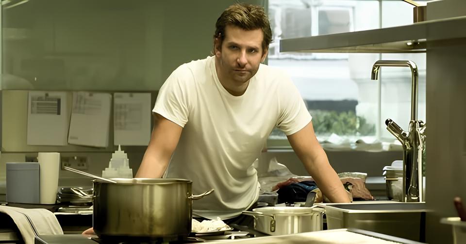 O Chef que Trocou o Caos por uma Nova Estrela: Pegando Fogo, na Sessão da Tarde, Revela a Jornada de Bradley Cooper 15 O Chef que Trocou o Caos por uma Nova Estrela Pegando Fogo na Sess o da Tarde Revela a Jornada de Bradley Cooper