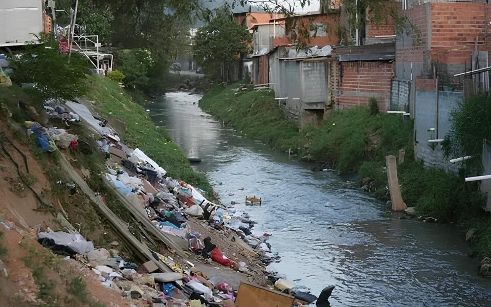 O Que as Quedas no Ranking de Saneamento Revelam Sobre o Futuro da Baixada Santista