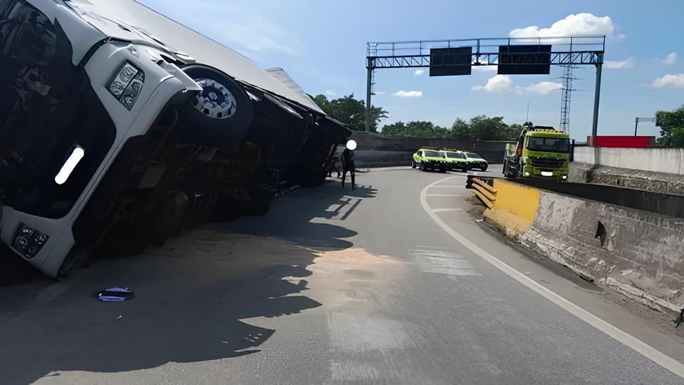 Tragédia nas Alturas: Motorista Perde Vida em Queda de Ponte na Rodovia Cônego Domênico Rangoni – O Que Sabemos Até Agora 15 Trag dia nas Alturas Motorista Perde Vida em Queda de Ponte na Rodovia C nego Dom nico Rangoni O Que Sabemos At Agora