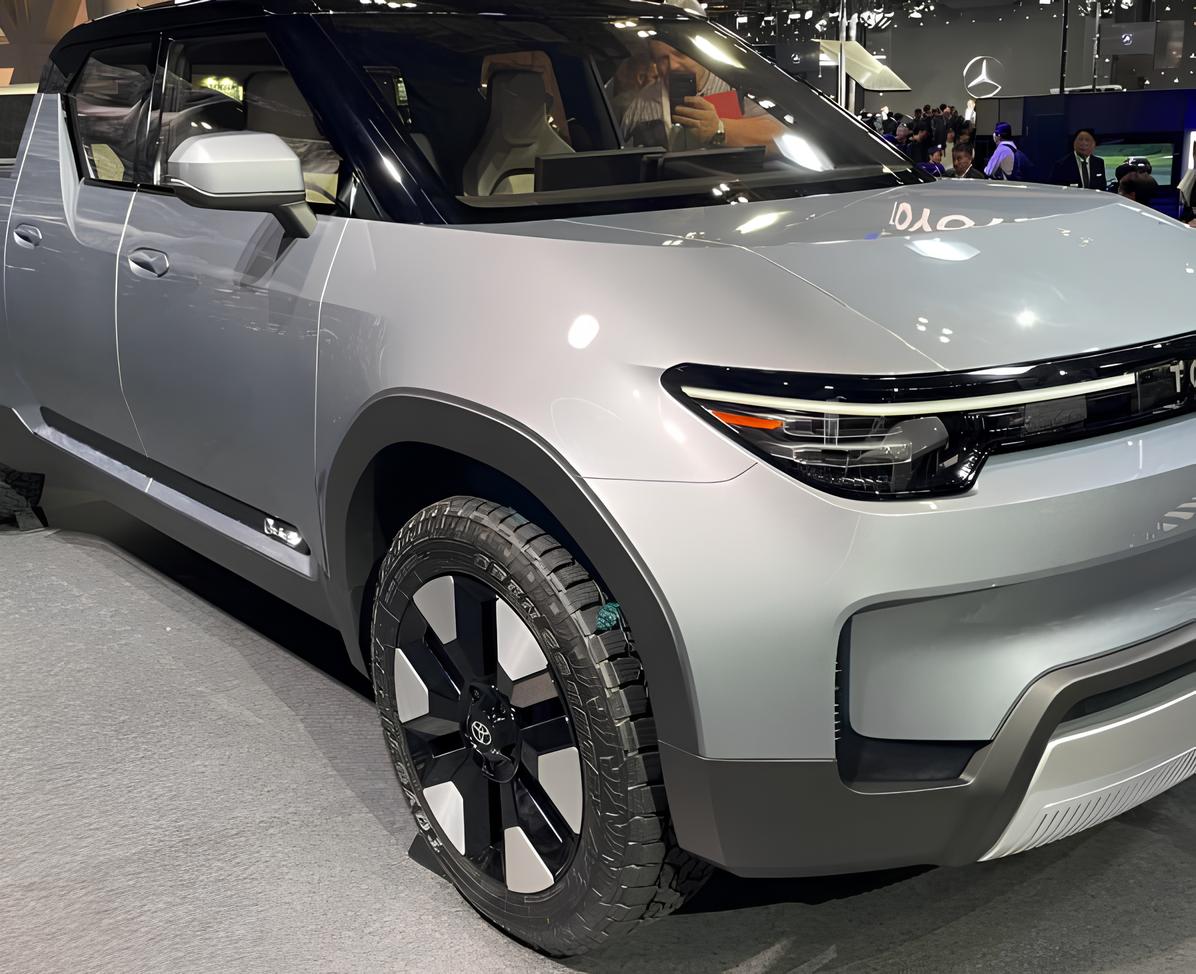 A Picape que Está Fazendo o Mercado Esperar: A Toyota Entra na Briga com um Rival para a Fiat Toro 9 A Picape que Est Fazendo o Mercado Esperar A Toyota Entra na Briga com um Rival para a Fiat Toro