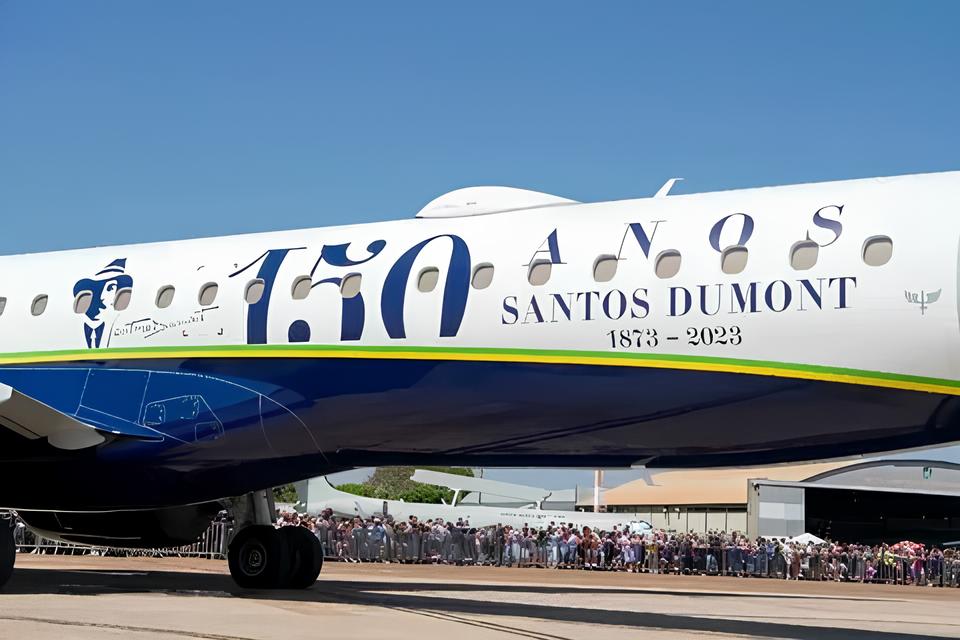 Azul Linhas Aéreas Redefine o Futuro dos Voos no Brasil: Como 10 Minutos Podem Transformar Sua Viagem e o Planeta 9 Azul Linhas A reas Redefine o Futuro dos Voos no Brasil Como 10 Minutos Podem Transformar Sua Viagem e o Planeta