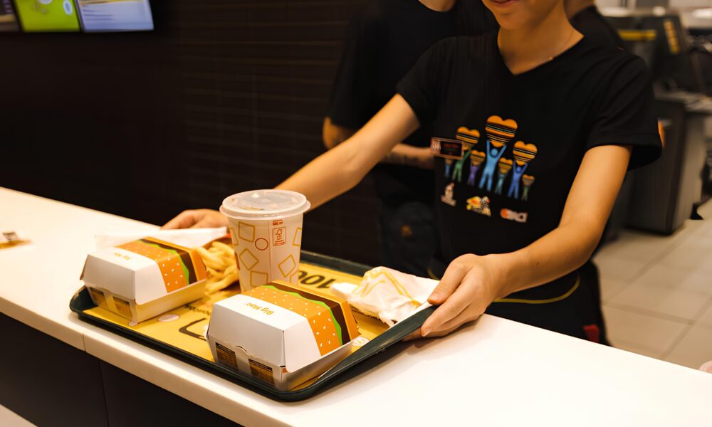 Big Mac Solid rio Como Um Lanche Pode Mudar a Vida de Crian as e Adolescentes com C ncer
