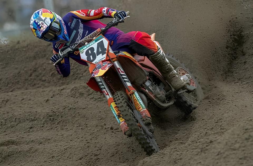 A Ascensão Relâmpago da 595 KTM Racing Team: Como uma Equipe Conquistou o Título Antecipado e Redefiniu o Motocross Brasileiro 8 A Ascens o Rel mpago da 595 KTM Racing Team Como uma Equipe Conquistou o T tulo Antecipado e Redefiniu o Motocross Brasileiro