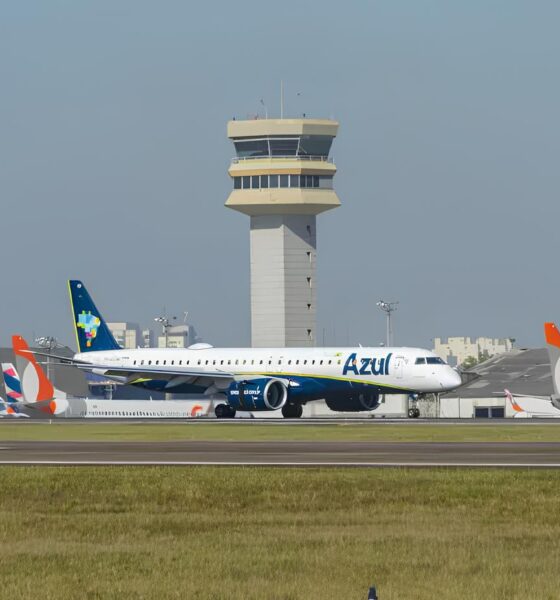 Oktoberfest Blumenau 2025 Azul Linhas A reas Decola com Malha Especial e Conectividade para o Maior Festival Cultural do Brasil