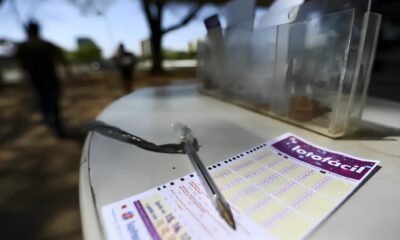 Sorte Milionária: Como 3 Apostadores Transformaram R$ 3 em Quase Meio Milhão na Lotofácil 3493 47 Sorte Milion ria Como 3 Apostadores Transformaram R 3 em Quase Meio Milh o na Lotof cil 3493
