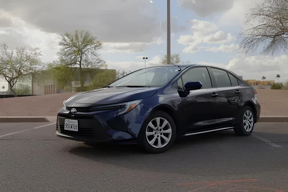 Toyota Apresenta o Corolla GLi Hybrid: O Sedã Híbrido que Pode Redefinir o Mercado Brasileiro 8 Toyota Apresenta o Corolla GLi Hybrid O Sed H brido que Pode Redefinir o Mercado Brasileiro