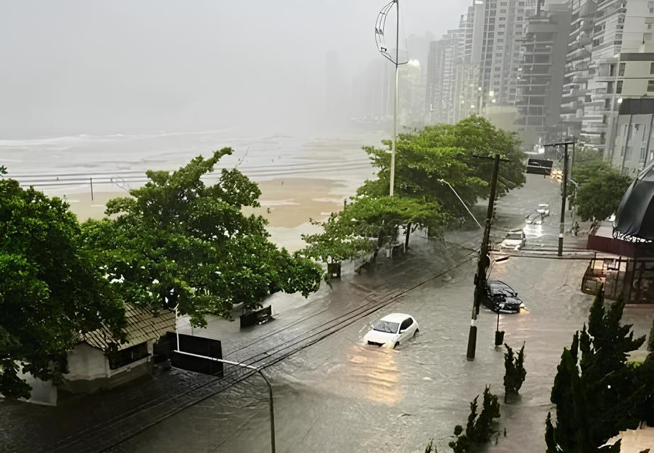 Vendavais e Chuva Forte em Campinas: O Dia em Que o Céu Desabou Sobre a Cidade 8 Vendavais e Chuva Forte em Campinas O Dia em Que o C u Desabou Sobre a Cidade