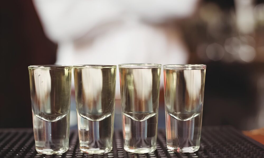 Bebida que Mata: A Onda Silenciosa de Intoxicação por Álcool Adulterado em Ribeirão Preto 7 Bebida que Mata A Onda Silenciosa de Intoxica o por lcool Adulterado em Ribeir o Preto