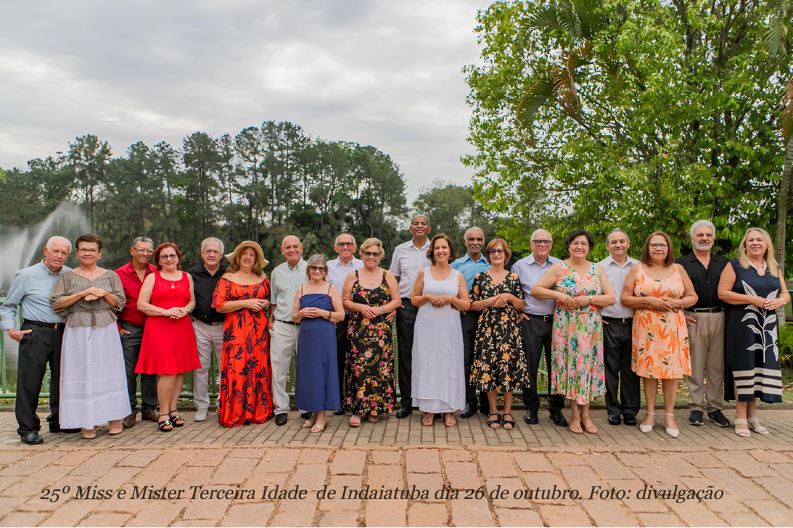 O Casal que Roubou os Holofotes: Como o 25º Miss e Mister Terceira Idade de Indaiatuba Redefine o Conceito de Beleza na Maturidade 9 O Casal que Roubou os Holofotes Como o 25 Miss e Mister Terceira Idade de Indaiatuba Redefine o Conceito de Beleza na Maturidade scaled