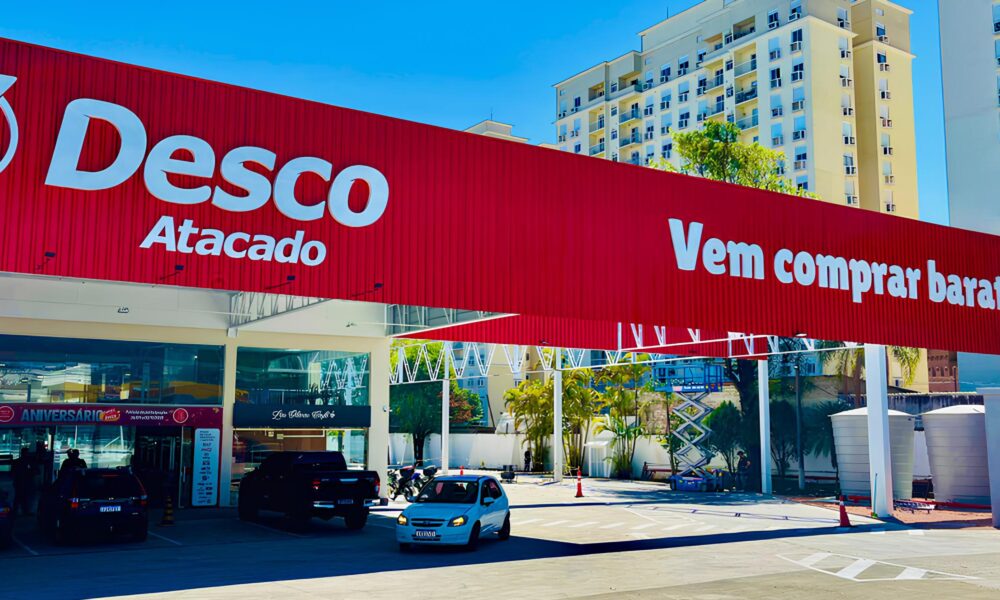 O Gigante Silencioso do Varejo: Como o Desco Atacado Está Redefinindo o Futuro das Compras em Porto Alegre 13 O Gigante Silencioso do Varejo Como o Desco Atacado Est Redefinindo o Futuro das Compras em Porto Alegre