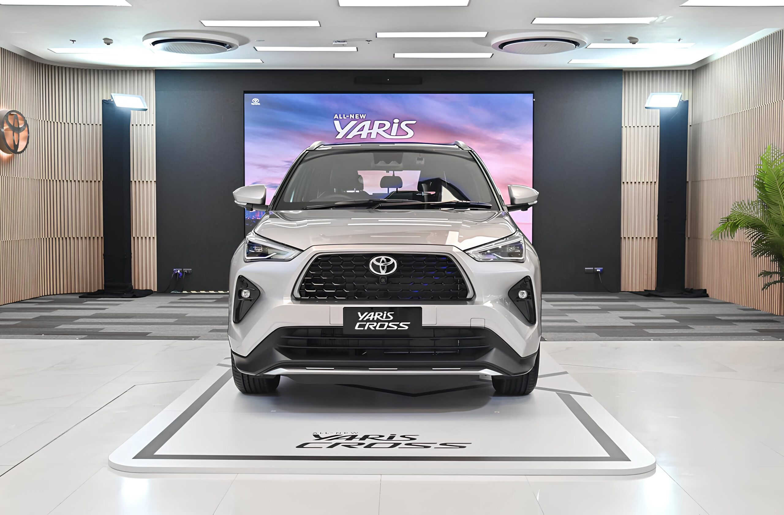 Por Que o Toyota Yaris Cross 2025 Sumiu do Mapa? O Mistério do Adiamento que Abalou o Mercado Automotivo Brasileiro 9 Por Que o Toyota Yaris Cross 2025 Sumiu do Mapa O Mist rio do Adiamento que Abalou o Mercado Automotivo Brasileiro scaled