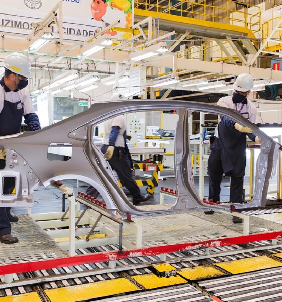 Toyota Reconstrói o Futuro: Corolla e Corolla Cross Voltam à Produção no Brasil em Tempo Recorde Após Desastre Industrial 10 Toyota Reconstr i o Futuro Corolla e Corolla Cross Voltam Produ o no Brasil em Tempo Recorde Ap s Desastre Industrial